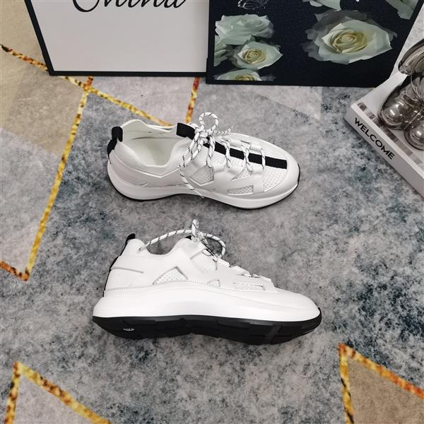 2025112815400492 330